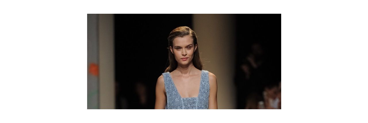 ¿Se le puede dar movimiento a un look con efecto mojado?