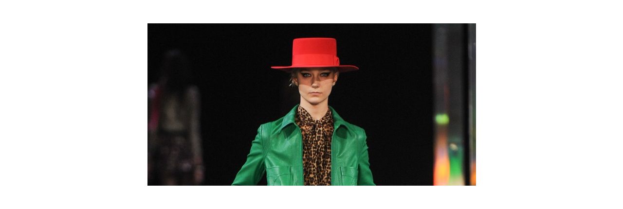 Un sombrero de color para una imagen definida