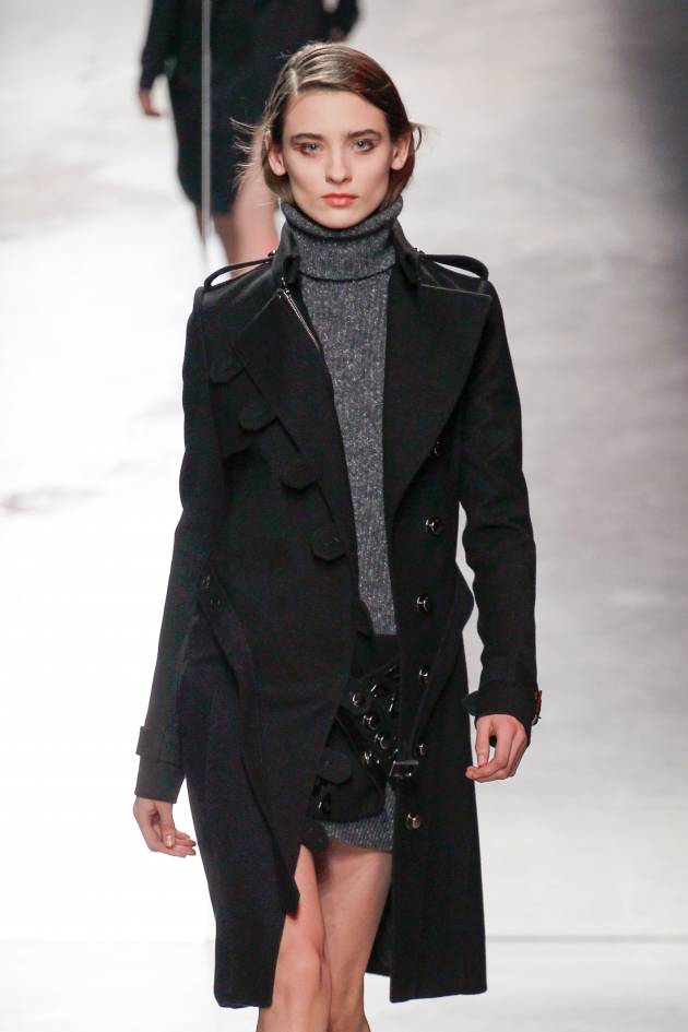 Un peinado discreto con una mirada gráfica