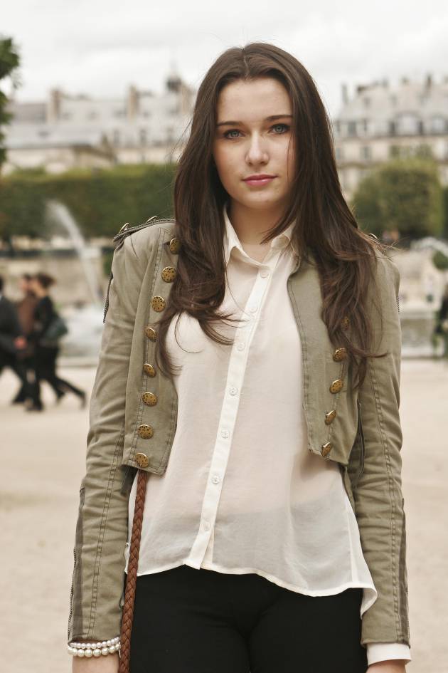 Paula, 23 años: “Éxito de la raya a un lado, yo no juro que por la raya al medio”