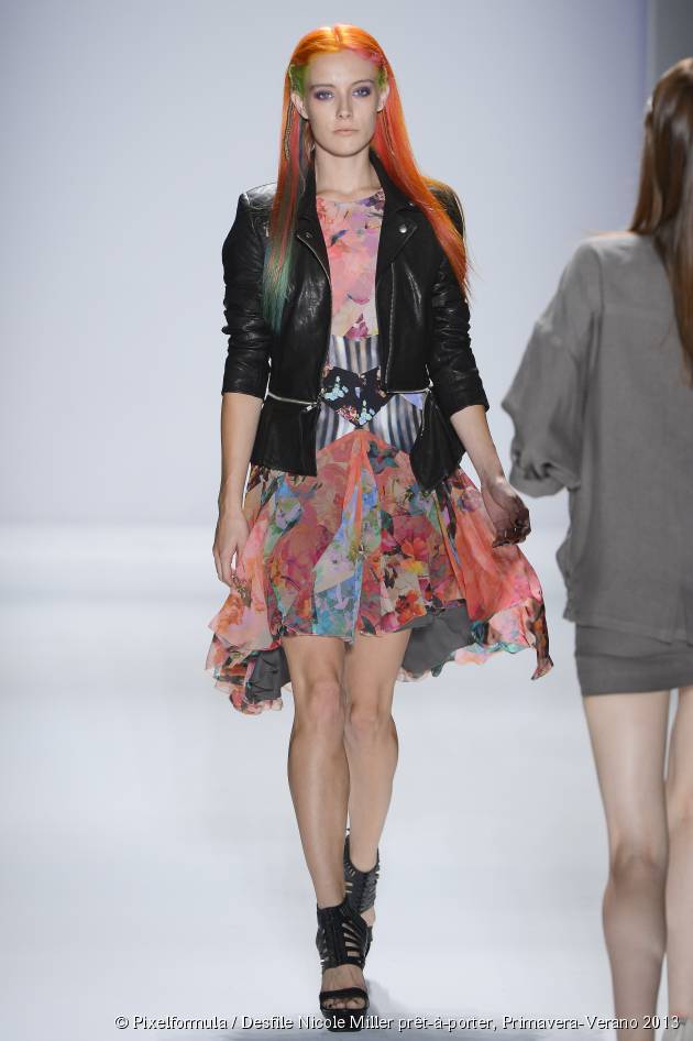 El cabello flúor: el retorno