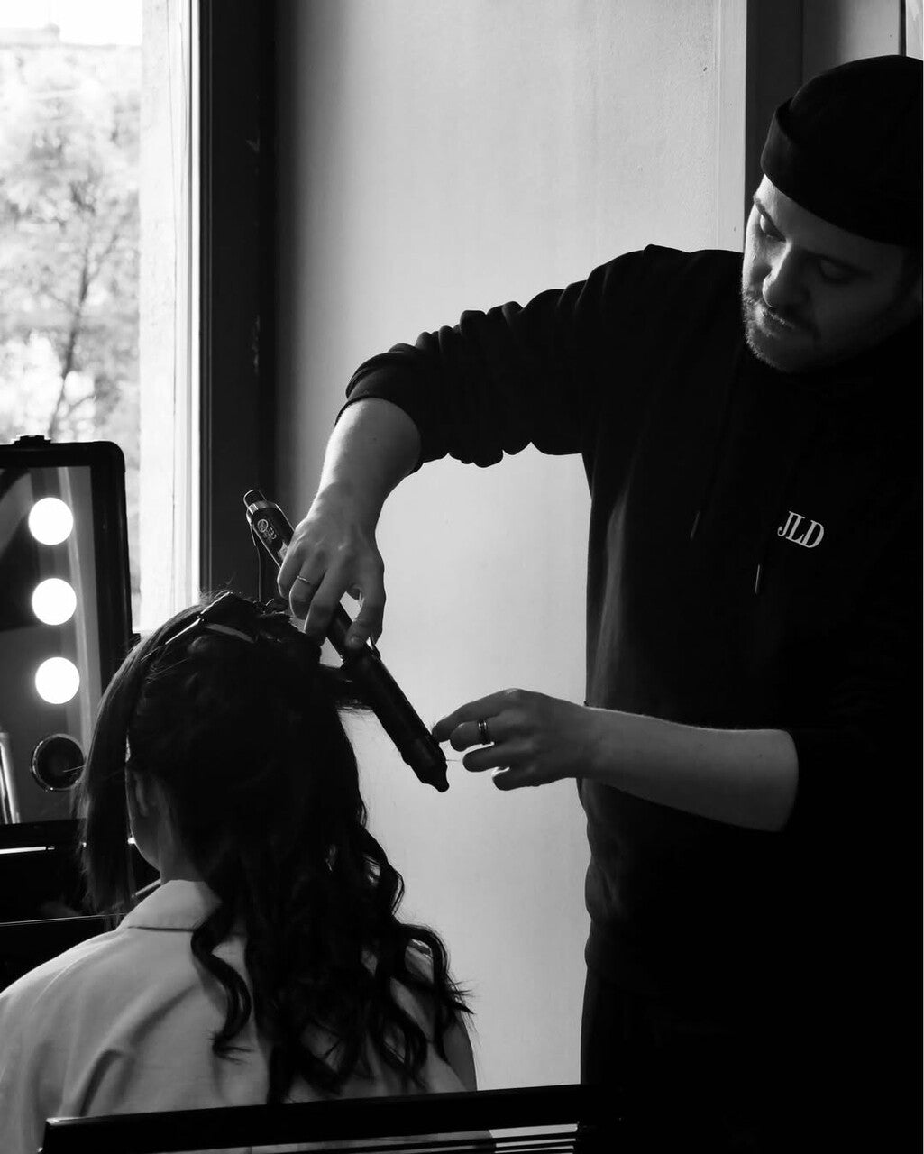 Peinados para Navidad en 2025: ¿cuál escoger?