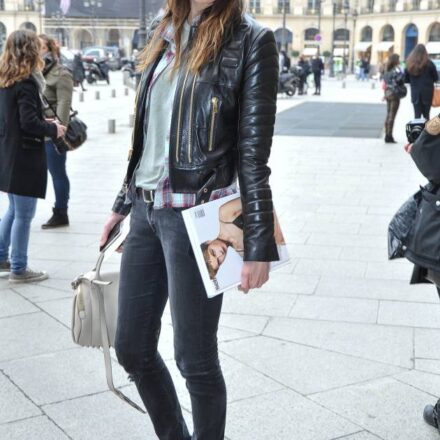 Streetstyle: Cómo llevar gorro con cabello largo