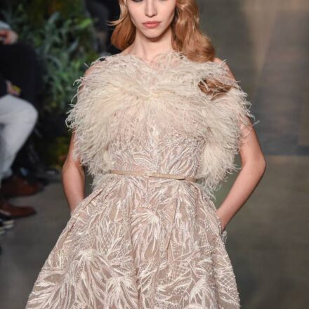 Visto en las Fashion Week: las ondas retro del desfile de Elie Saab