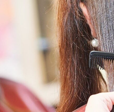 Cortar las puntas abiertas: ¿a favor o en contra del hair dusting?