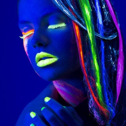 Coloración : el glow hair para cabellos fluorescentes