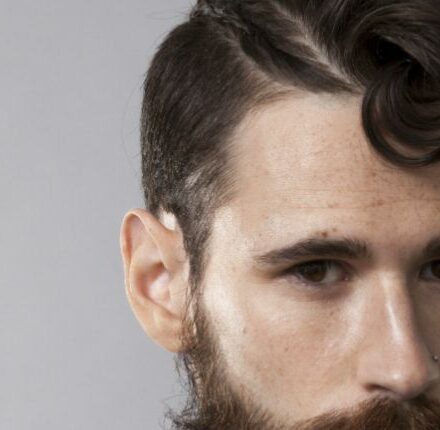 La trenza masculina: el peinado que marca tendencia entre los hombres