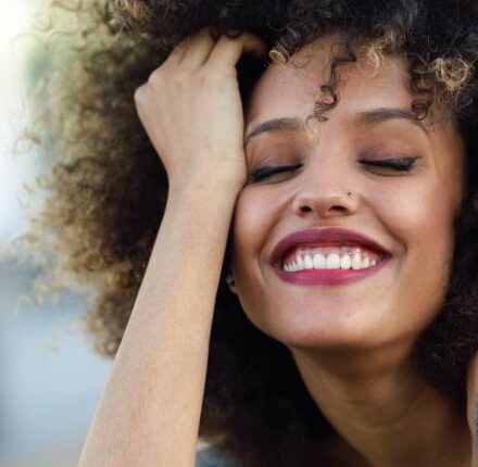 ¿Cómo volver a tener mis cabellos afros naturales después de un desrizado?