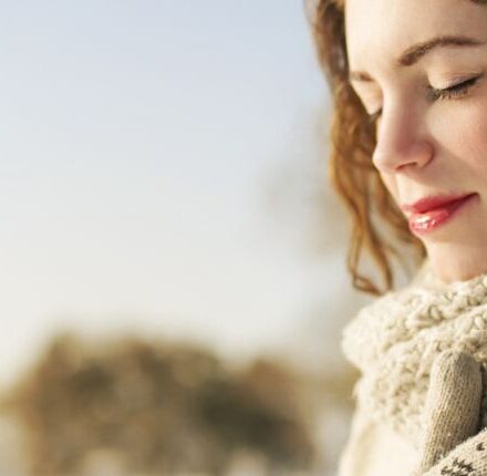 Vacaciones al sol en invierno: la mejor rutina para el cabello