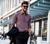 Streetstyle: Las mechas en un peinado masculino