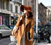 Streetstyle: la pamela con el cabello suelto en invierno