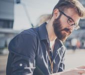 Hombres : 3 cortes para los que llevan gafas