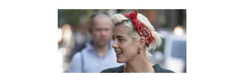 Accesorios de cabello: ¿ha vuelto el pañuelo?