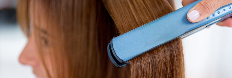 ¿Cómo hacer rizos con una plancha para el pelo?