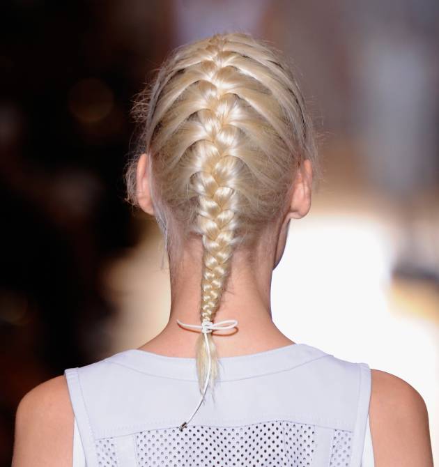 Duelo de peinados: trenza estricta VS trenza bohemia
