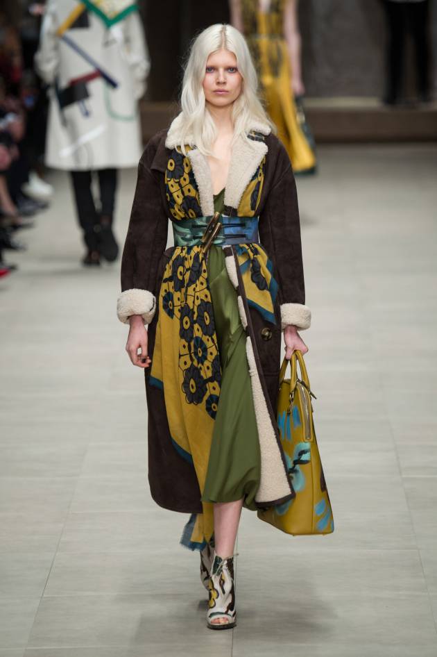 El rubio platino: tendencia de coloración de la primavera-verano 2014