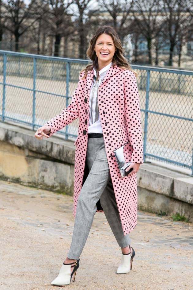 Streetstyle: ¿Cómo lucir mechas rubias con una base morena?