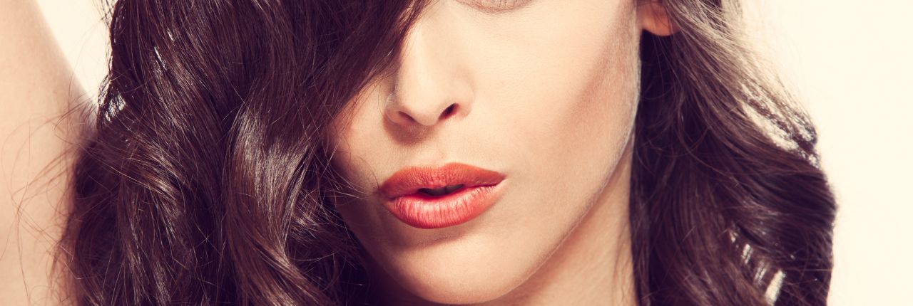 3 formas de refrescar mi melena morena en verano