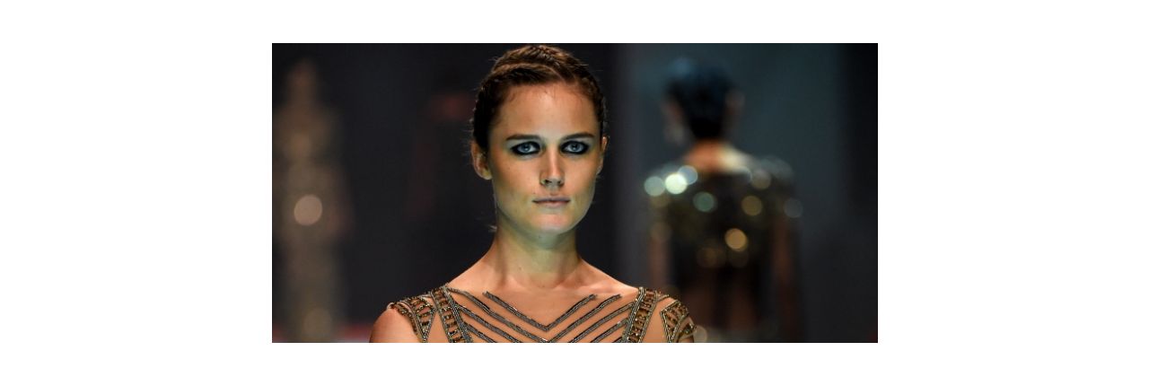 Trenzas estrictas: un peinado para sublimarlas
