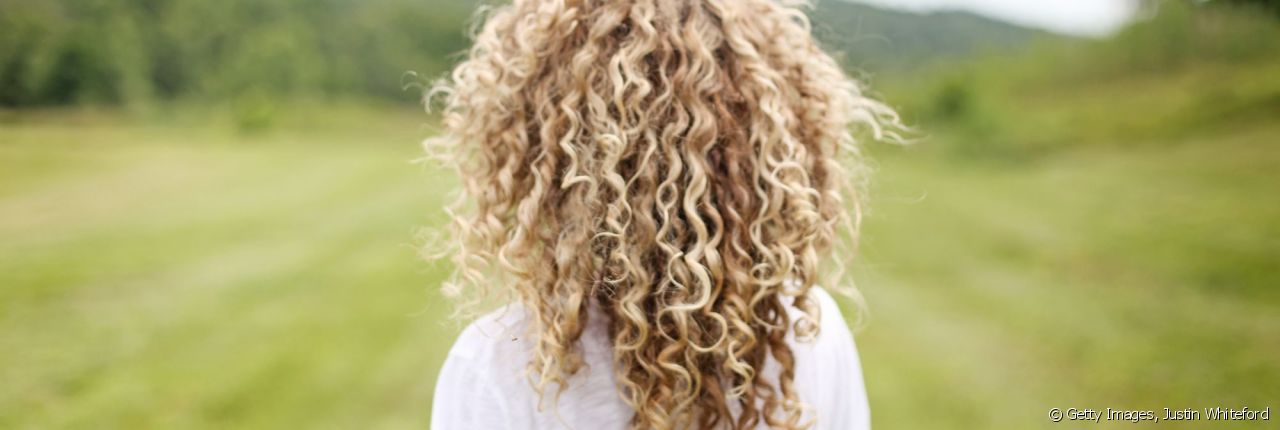 Cabello rizado: 3 peinados fáciles de realizar