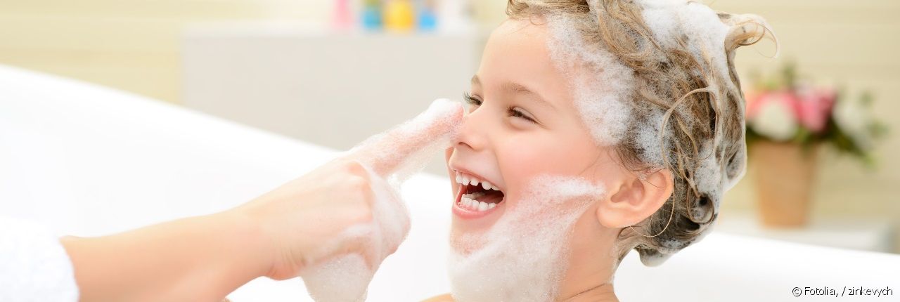 Niños :¿Con que frecuencia debo lavarles los cabellos?