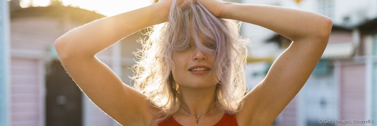 El cabello con efecto nacarado da mucho que hablar