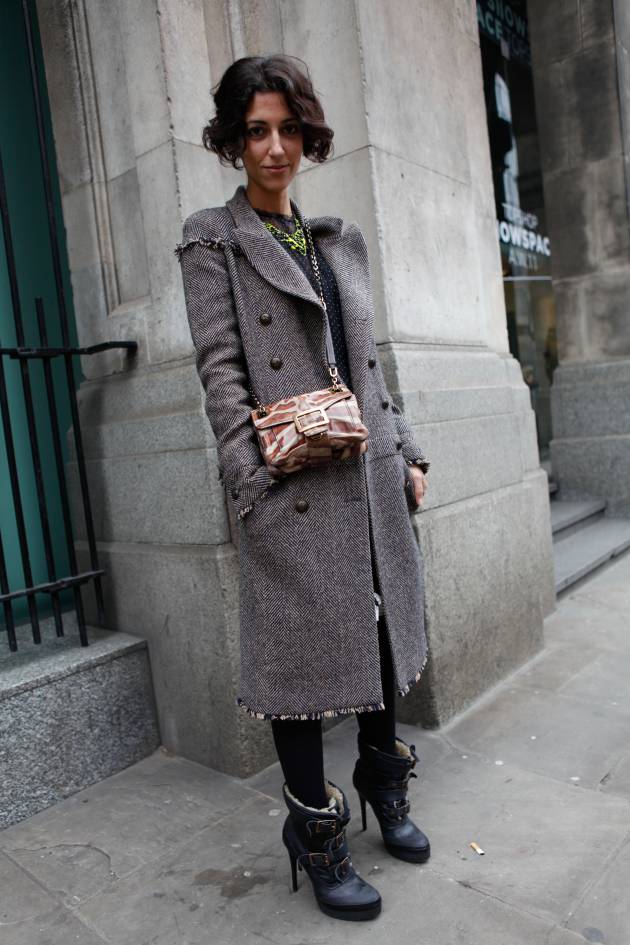 Claire, 29 años: "Peinados retro para un look muy chic"